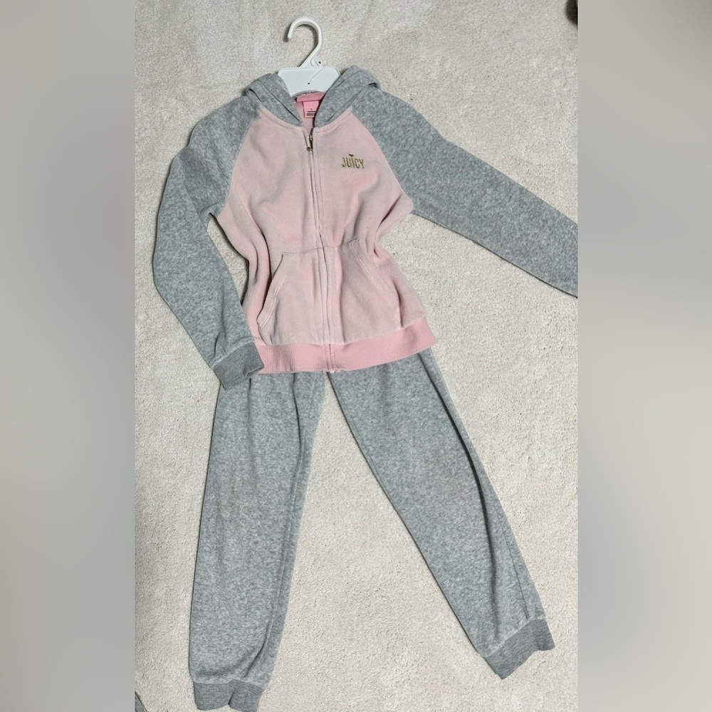 Juicy Couture 2 piece set size 7